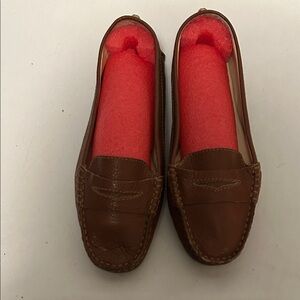 New never worn Vince Camuto brown Leather Loafers